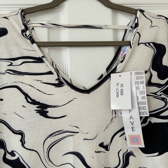 LuLaRoe Macy dresses, NWT, XL, Burgundy floral and Black/white marble - Picture 8 of 16